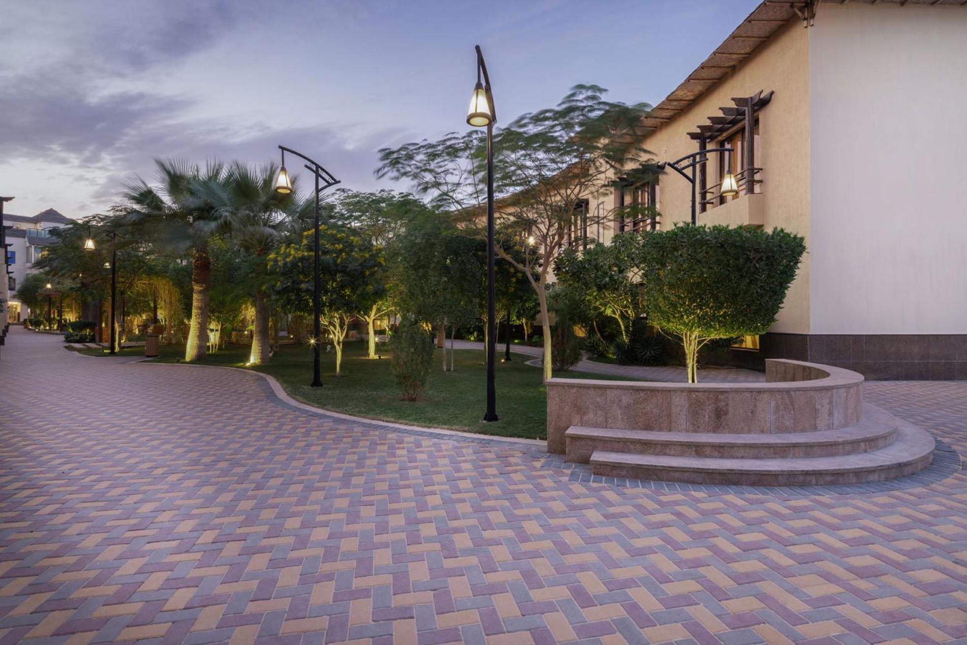 Braira Al Azizya Hotel & Resort Khobar Extérieur photo
